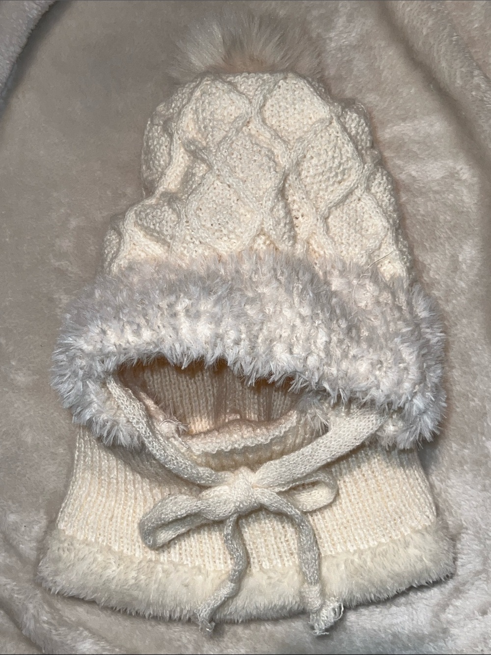 NWOT 🧣 VEGAN 3-in-1 CREAM BEIGE OFF-WHITE KNIT BEANIE/SCARF/FACE MASK COMBO HAT - Picture 6 of 13